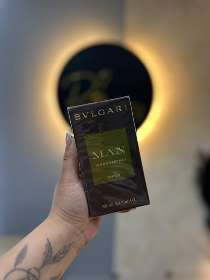 Perfume Bvlgari Man Wood Essence Parfum 100ml Hombre
